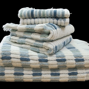 SHAGGY RIBBED HAND TOWEL