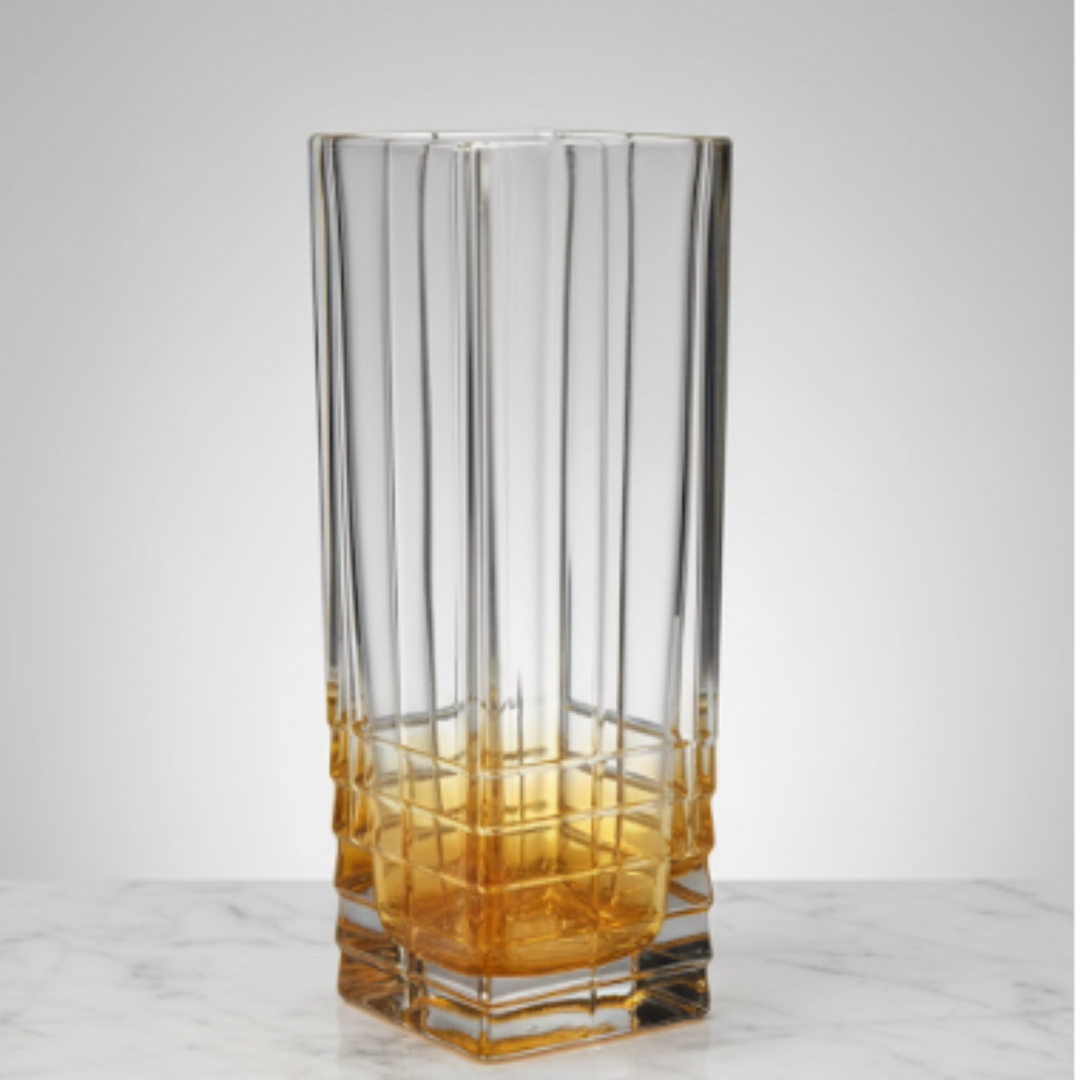 SQUARE VASE W/ DIAMOND CUT
