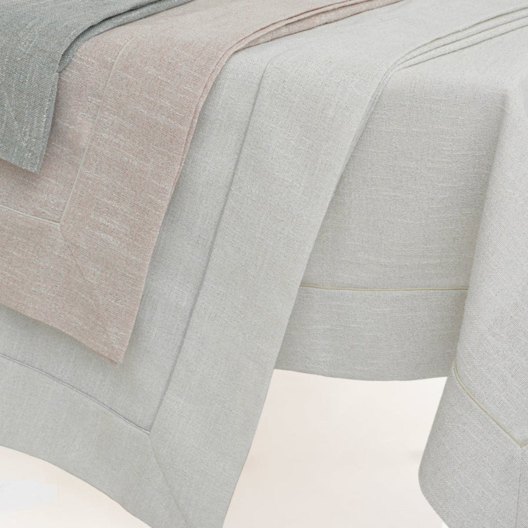 MANHATTAN STAIN FREE