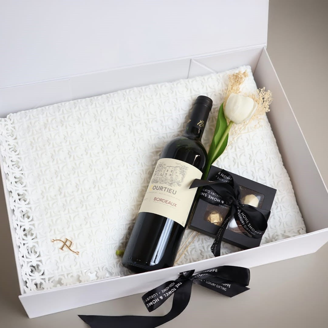 PARLUX MANOROLA TABLECLOTH