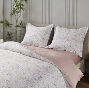OPULENT DESIGN IN FIORE LINEN SET