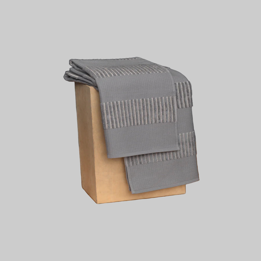 HONEYCOMB WAFFLE GREY HAND