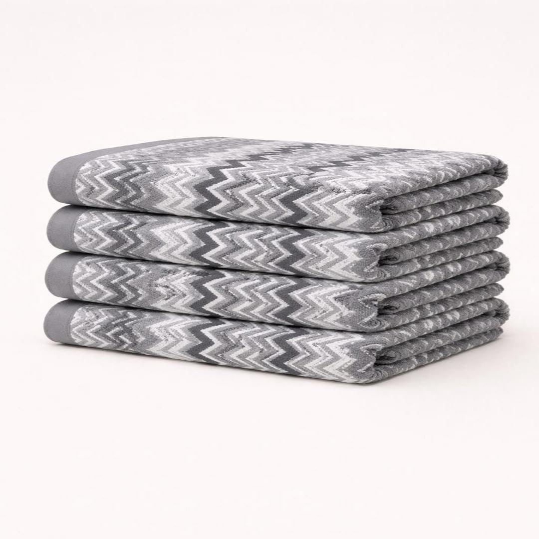 BROKEN CHEVRON HAND TOWEL