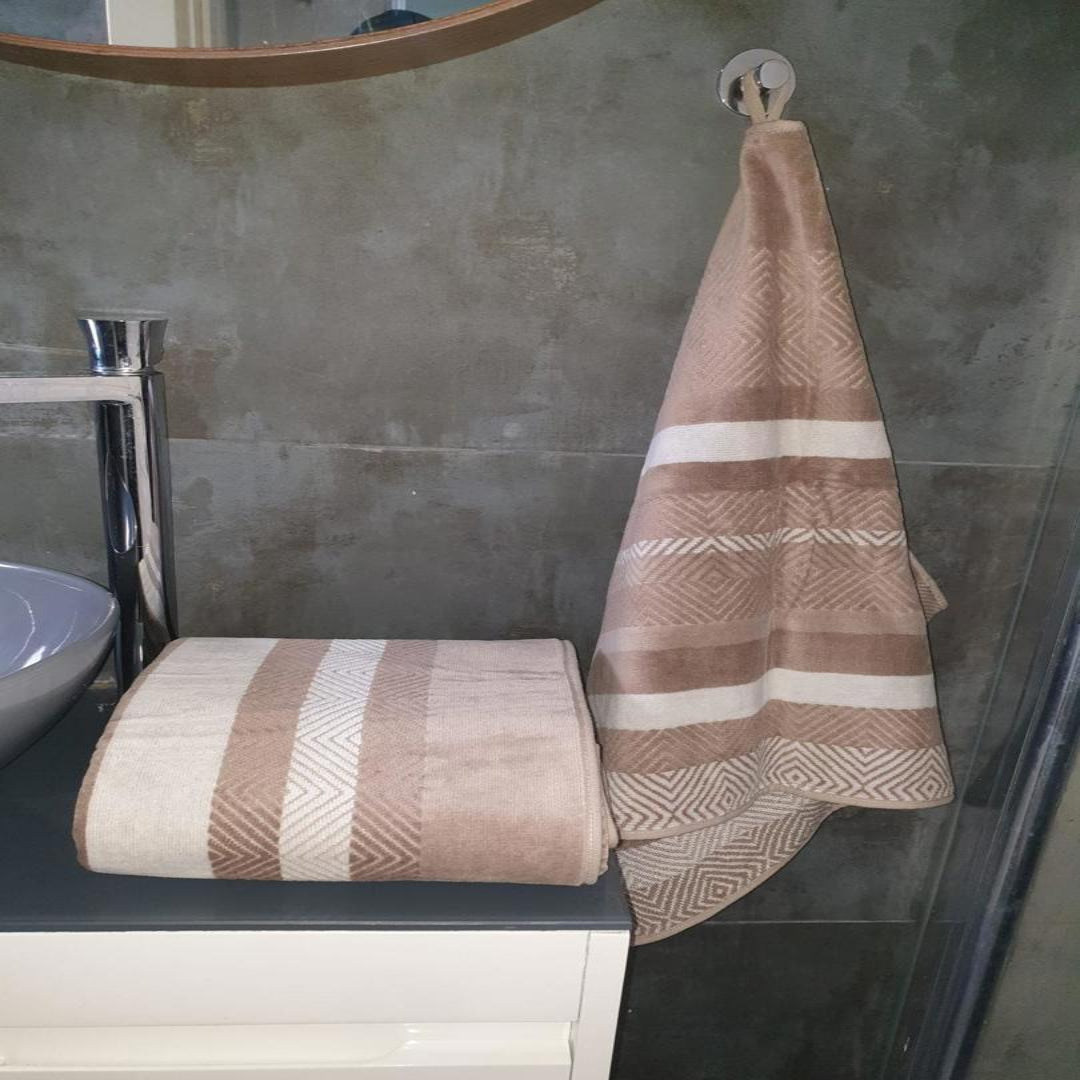 ZIGZAG HAND TOWEL