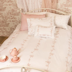 AURA HOME PETITE BELLE LAFAYETTE POWDER EMBROIDERED DUVET SET 4PC