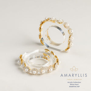 AMARYLLIS ACRYLIC NAPKIN RINGS