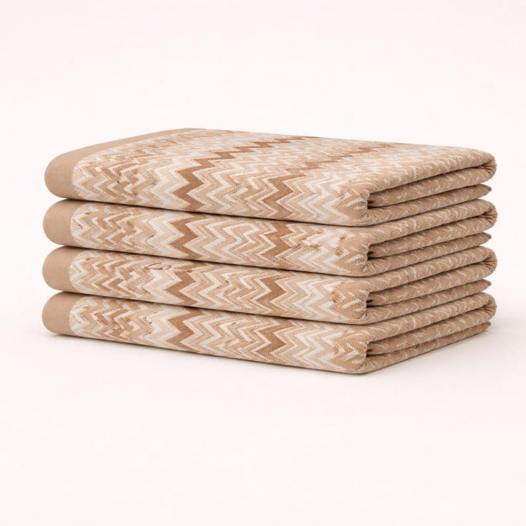 BROKEN CHEVRON HAND TOWEL