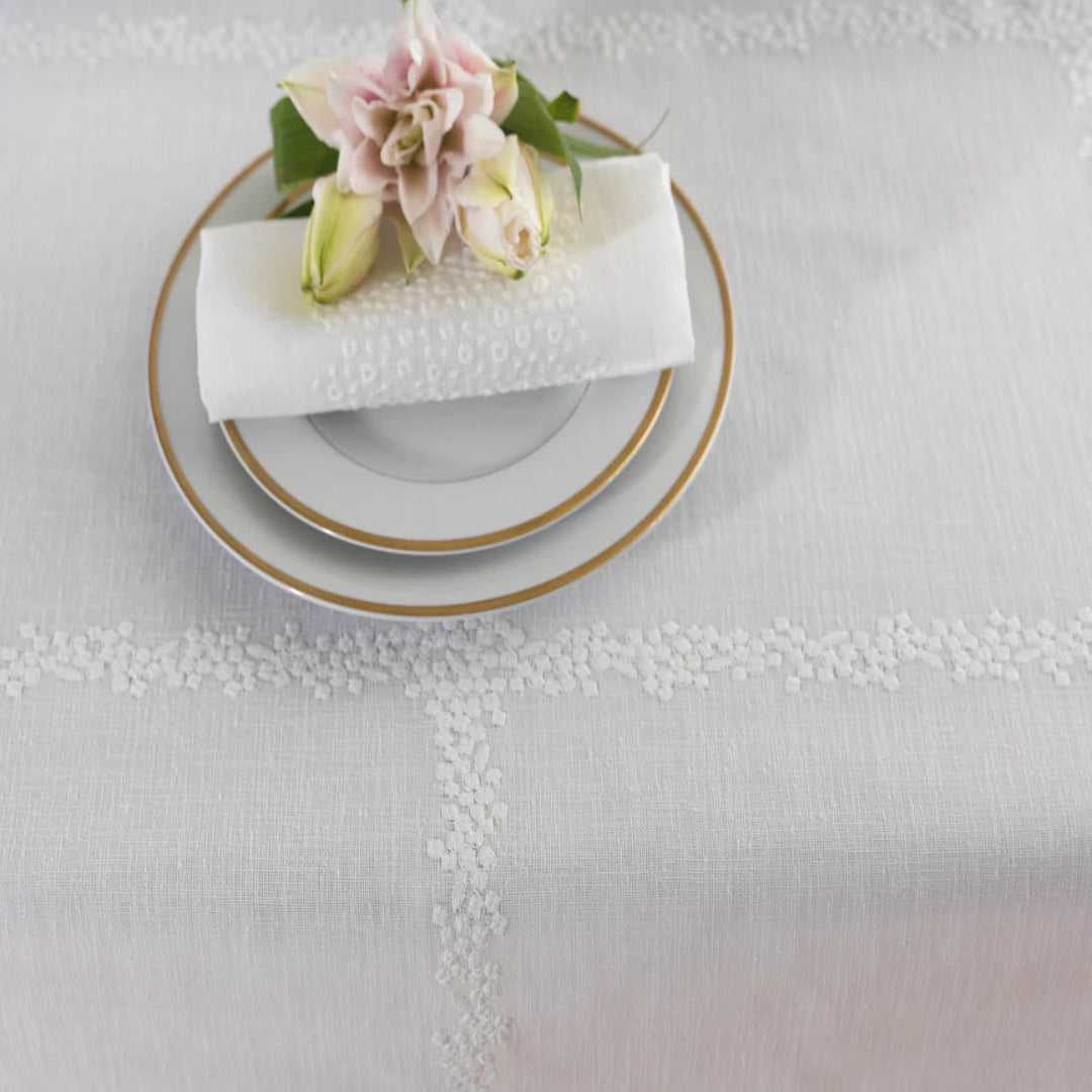 EMINENCE EMBROIDERED TABLECLOTH