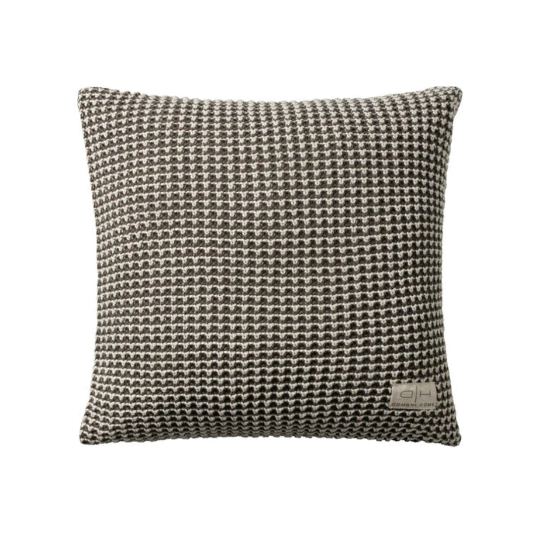 DH RATTLE KNIT THROW PILLOW