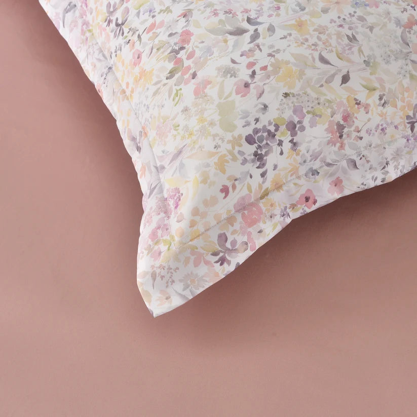 OPULENT DESIGN IN FIORE LINEN SET