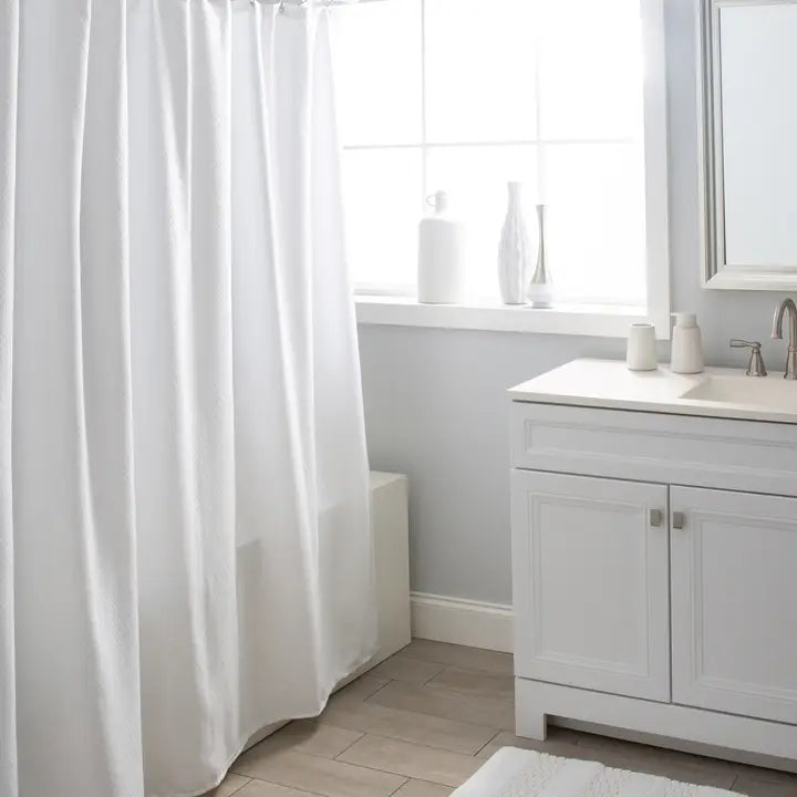 BALI SHOWER CURTAIN -  POLY / COTTON - WHITE - 180 X 180 CM