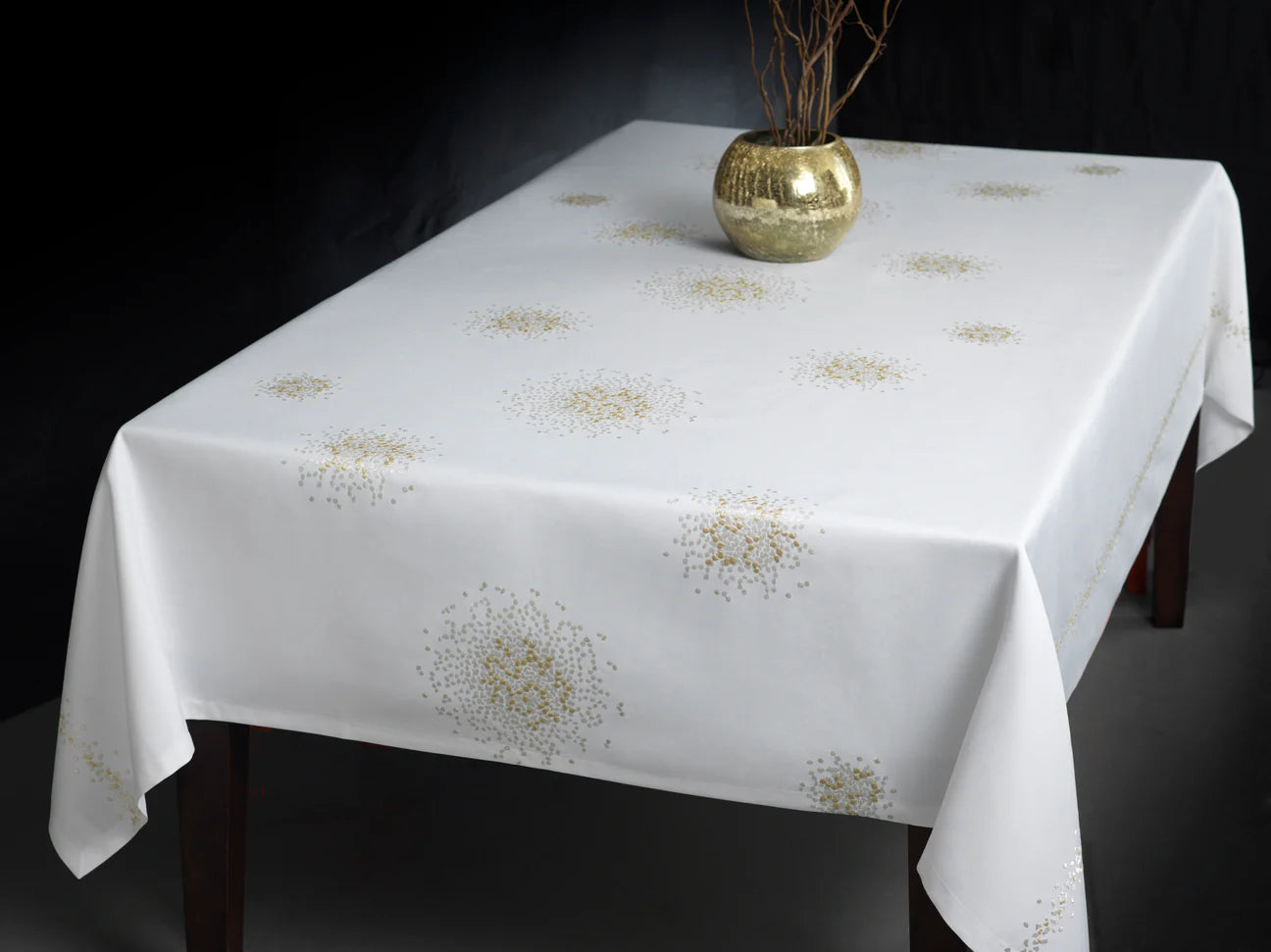 POPPY WHITE/GOLD/SILVER TABLECLOTH